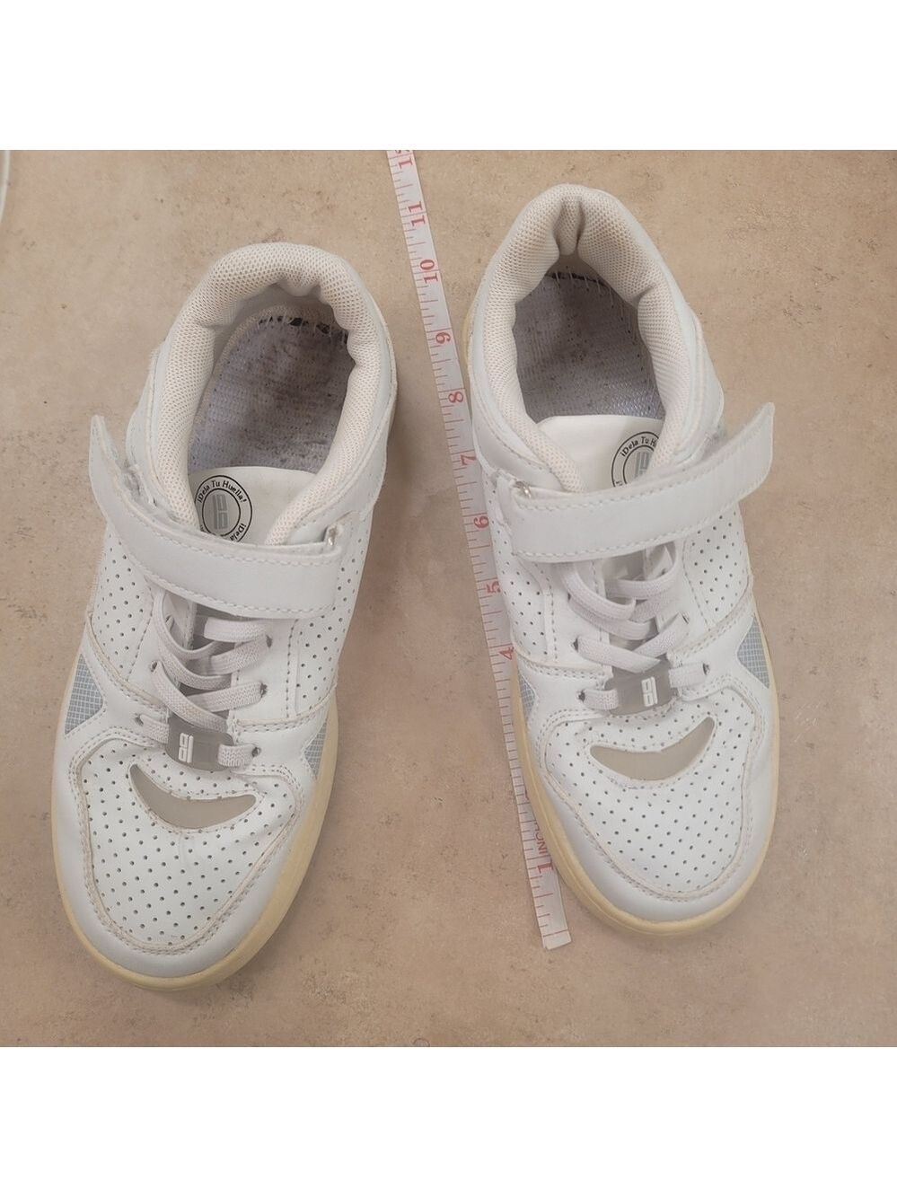 ¡Deja Tu Huella! Classic White Kids' Sneakers with Velcro Strap Sz 36 - Picture 2 of 5